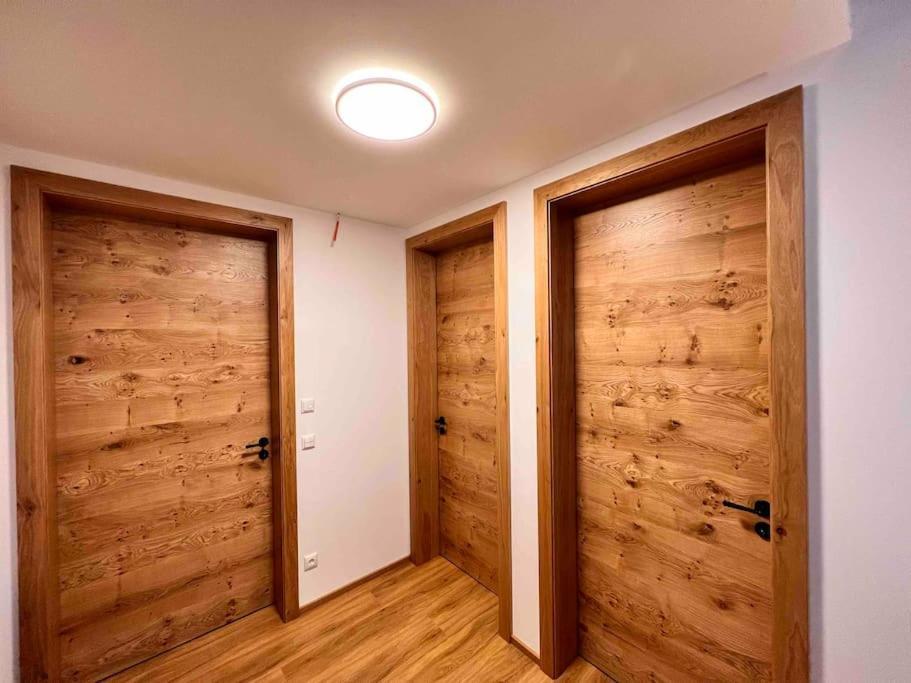 Apartamento Viel Platz In Burghausen Fuer Freunde Und Familie Exterior foto
