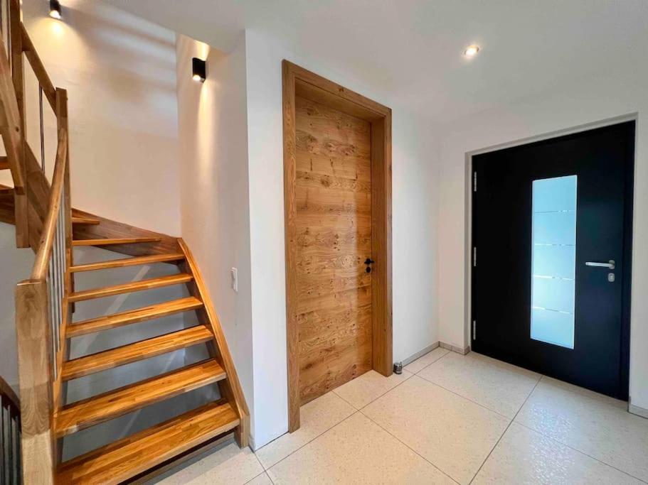 Apartamento Viel Platz In Burghausen Fuer Freunde Und Familie Exterior foto